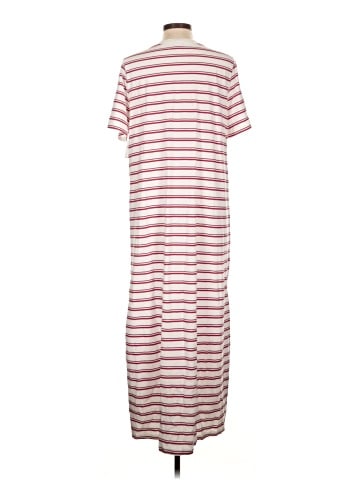 Old Navy Casual Dress (view 2)