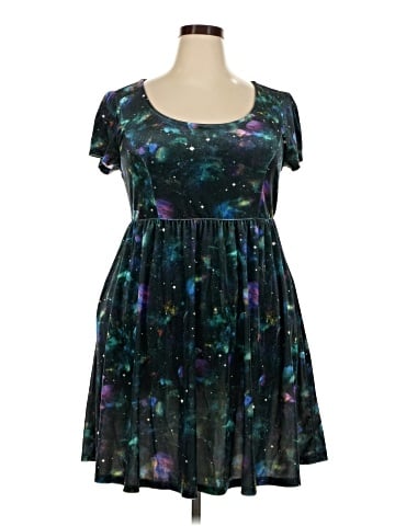 Hot Topic Cocktail Dress (view 1)