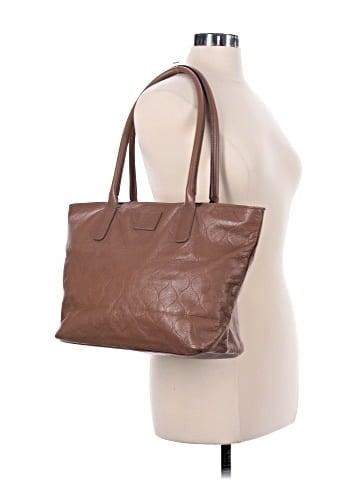 Basler Tote (view 2)