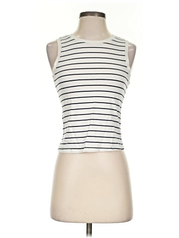 Old Navy Sleeveless T-Shirt (view 1)