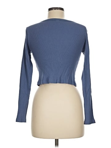Uniqlo Long Sleeve T-Shirt (view 2)