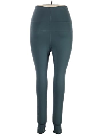 Nike Active Pants (view 2)