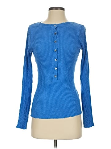 t.la Cardigan (view 1)