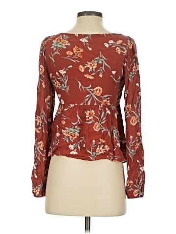 American Eagle Outfitters Long Sleeve Blouse (view 2)