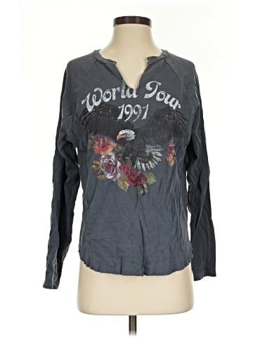 Forever 21 Long Sleeve T-Shirt (view 1)
