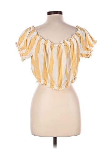 American Eagle Outfitters Short Sleeve Blouse (view 2)