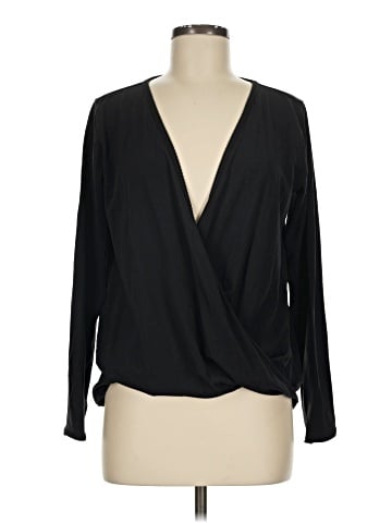 Lululemon Athletica Long Sleeve Blouse (view 1)
