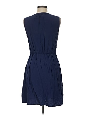 Old Navy Casual Dress (view 2)