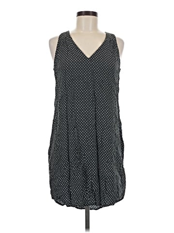 Old Navy Casual Dress (view 1)