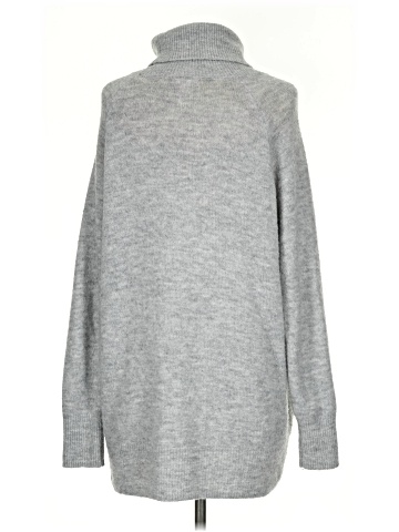 H&M Turtleneck Sweater (view 2)