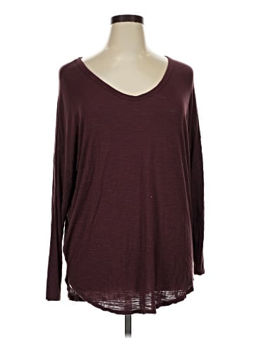 Old Navy 3/4 Sleeve T-Shirt (view 1)
