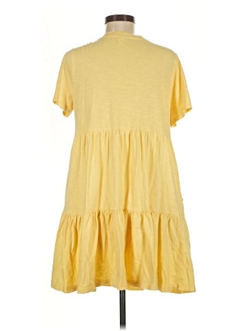 Old Navy Casual Dress (view 2)
