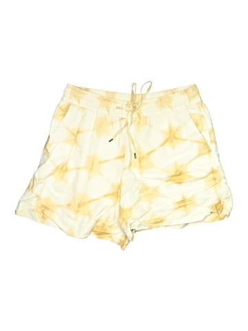 Gap Shorts (view 1)