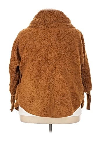 Nordic Beach Faux Fur Jacket (view 2)