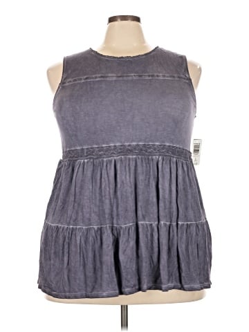 Torrid Sleeveless T-Shirt (view 1)