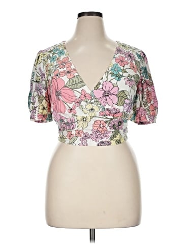 Lily Star Short Sleeve Blouse (view 1)