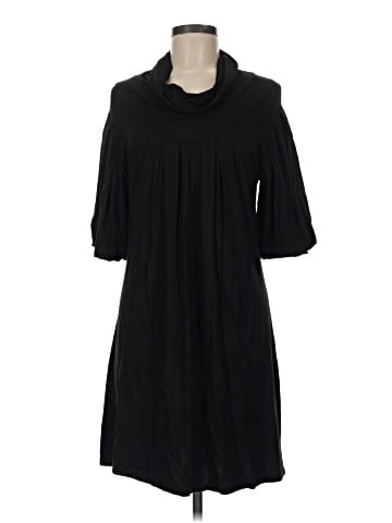 Isle Apparel Casual Dress (view 1)