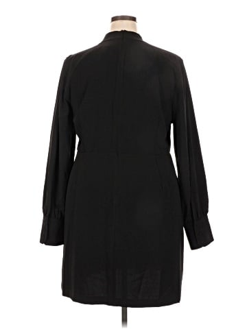 Banana Republic Factory Store Casual Dress (view 2)