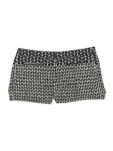 Gap Shorts (view 1)