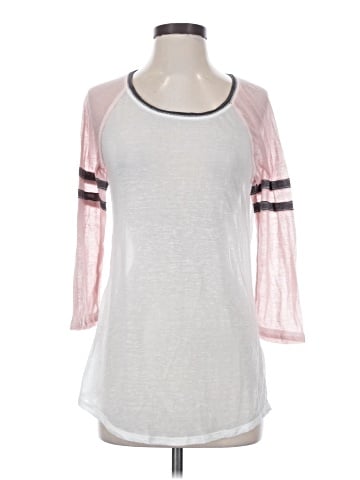 Maurices 3/4 Sleeve T-Shirt (view 1)