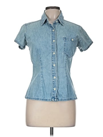American Eagle Outfitters Short Sleeve Button-Down Shirt (view 1)