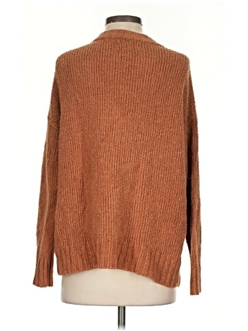 American Eagle Outfitters Pullover Sweater (view 2)