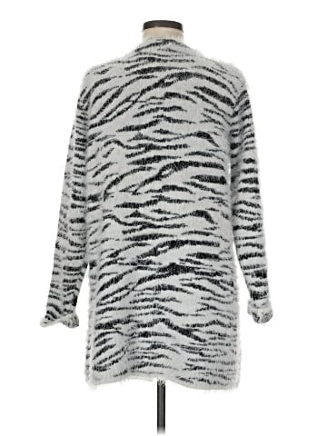 Janice Cardigan (view 2)