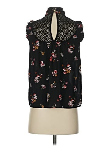 Lily White Sleeveless Blouse (view 2)