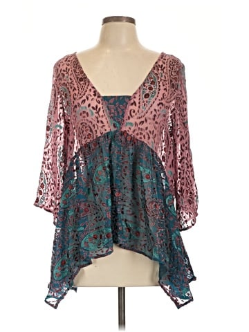 Floreat 3/4 Sleeve Blouse (view 1)