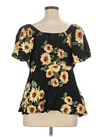 Torrid Short Sleeve Blouse (view 2)