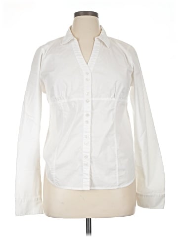 Maurices Long Sleeve Button-Down Shirt (view 1)