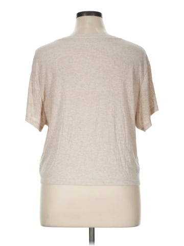American Eagle Outfitters Short Sleeve T-Shirt (view 2)