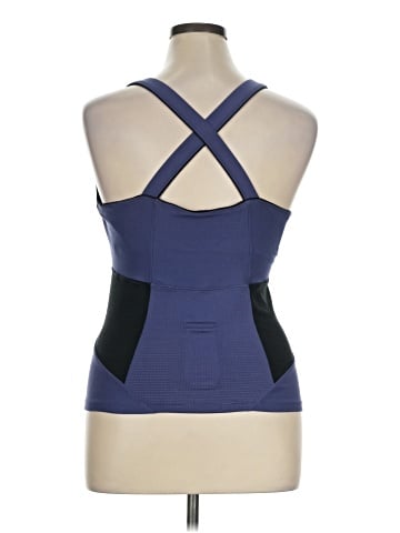Nike Sleeveless Top (view 2)