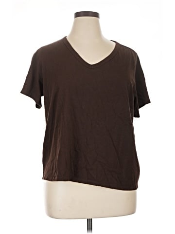 Old Navy Short Sleeve T-Shirt (view 1)