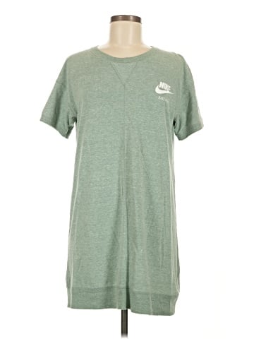 Nike Short Sleeve T-Shirt (view 1)