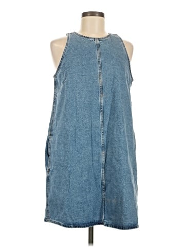 Levi's Casual Dress (view 1)