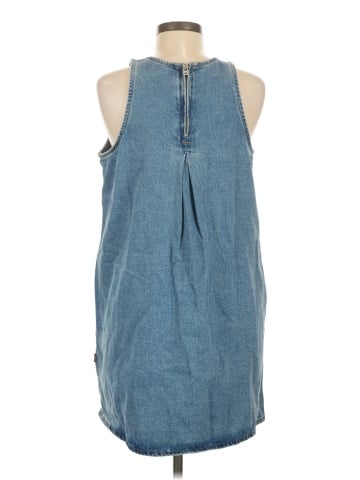 Levi's Casual Dress (view 2)