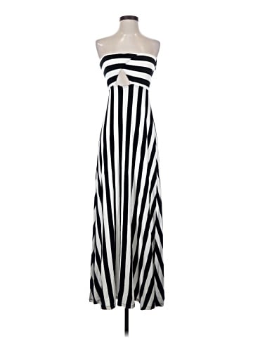 Mossimo Casual Dress (view 1)