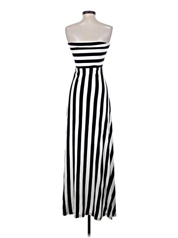 Mossimo Casual Dress (view 2)
