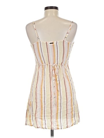 Billabong Casual Dress (view 2)