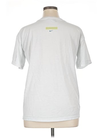 Nike Short Sleeve T-Shirt (view 2)
