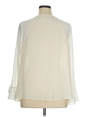 ModCloth 3/4 Sleeve Blouse (view 2)