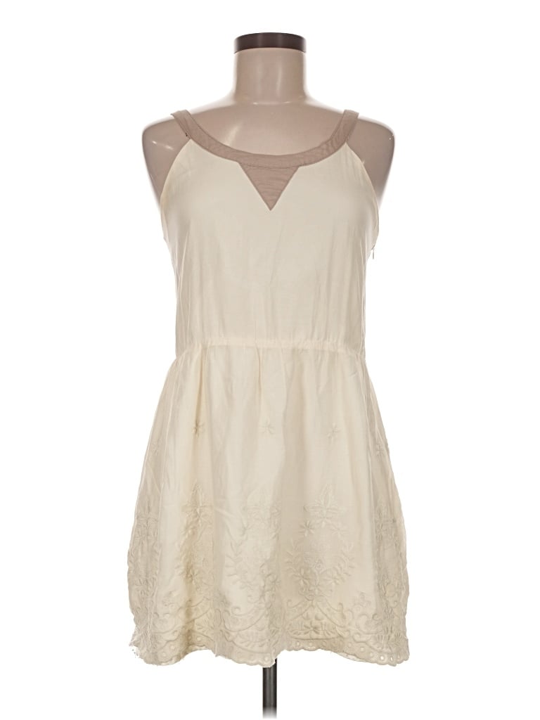 Pre-owned Esley Casual Dress In Ivory