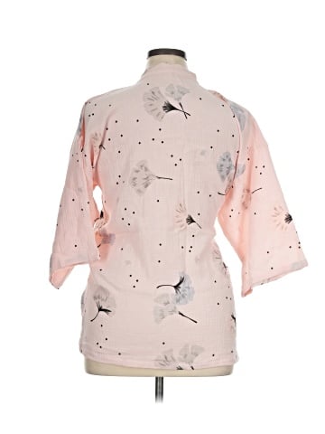 Unbranded 3/4 Sleeve Blouse (view 2)
