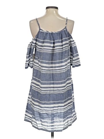 Saks Fifth Avenue Casual Dress (view 2)