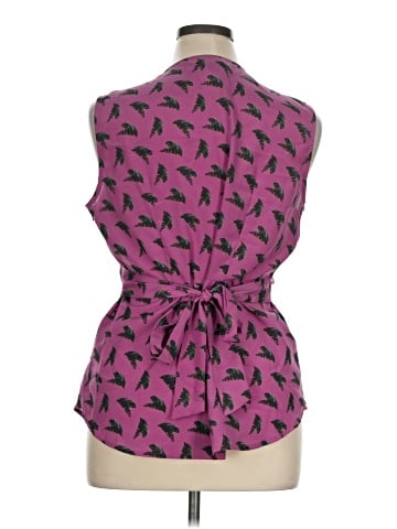 Attention Sleeveless Blouse (view 2)