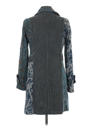Venus Coat (view 2)