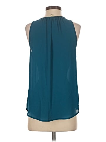 Lily White Sleeveless Blouse (view 2)