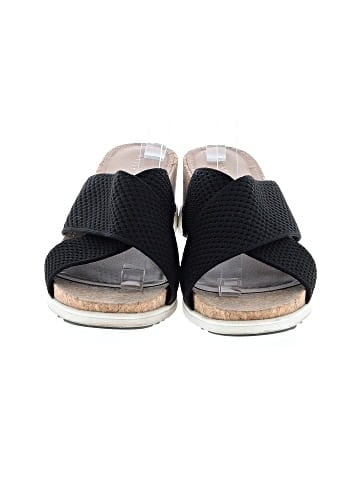 Kelly & Katie Wedges (view 2)