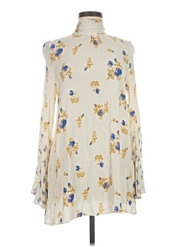 Unbranded 3/4 Sleeve Blouse (view 1)